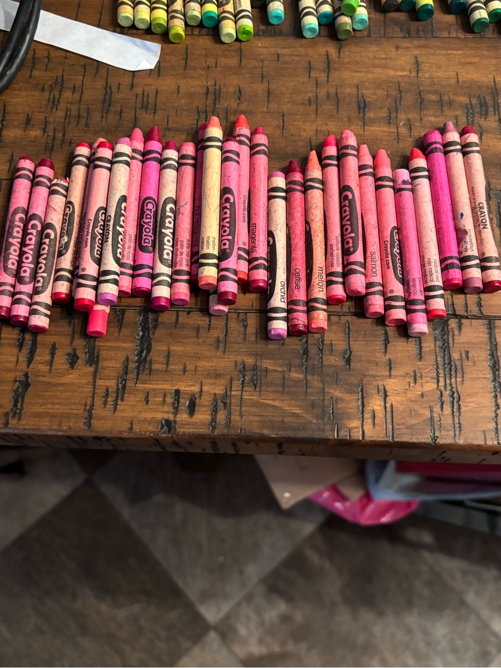 Lot of 30 assorted retired pink/red crayola crayons
